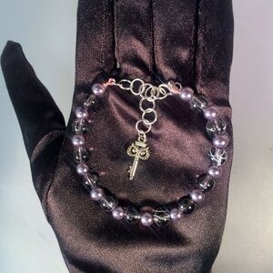 SLATELOCK — Gray and Silver Glass Bead & Copper Handmade Bracelet with Key Charm